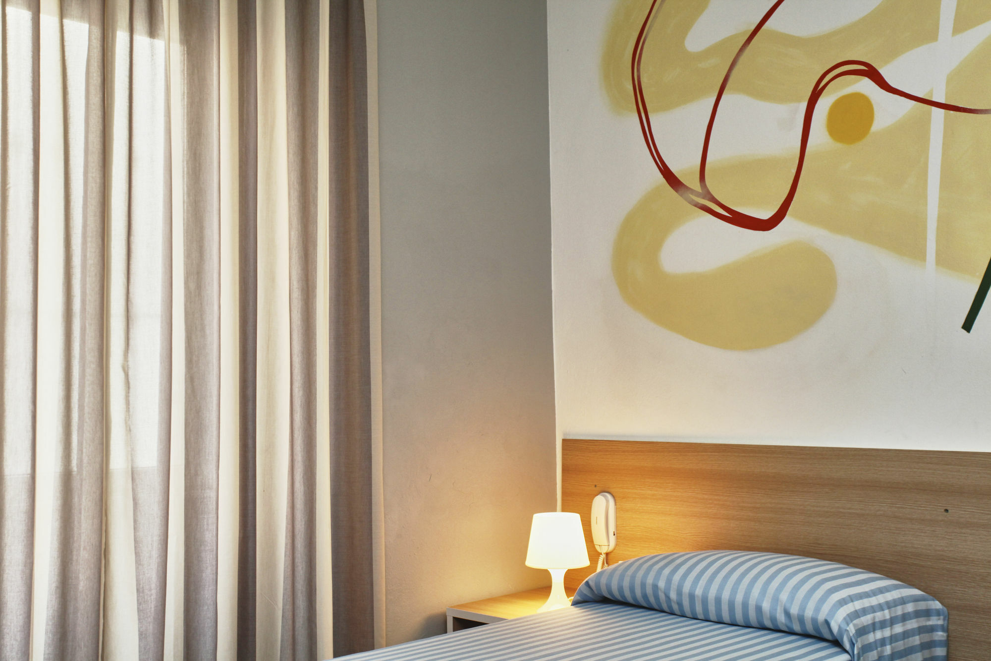 Anton&Art Hotell Lake Como Exteriör bild
