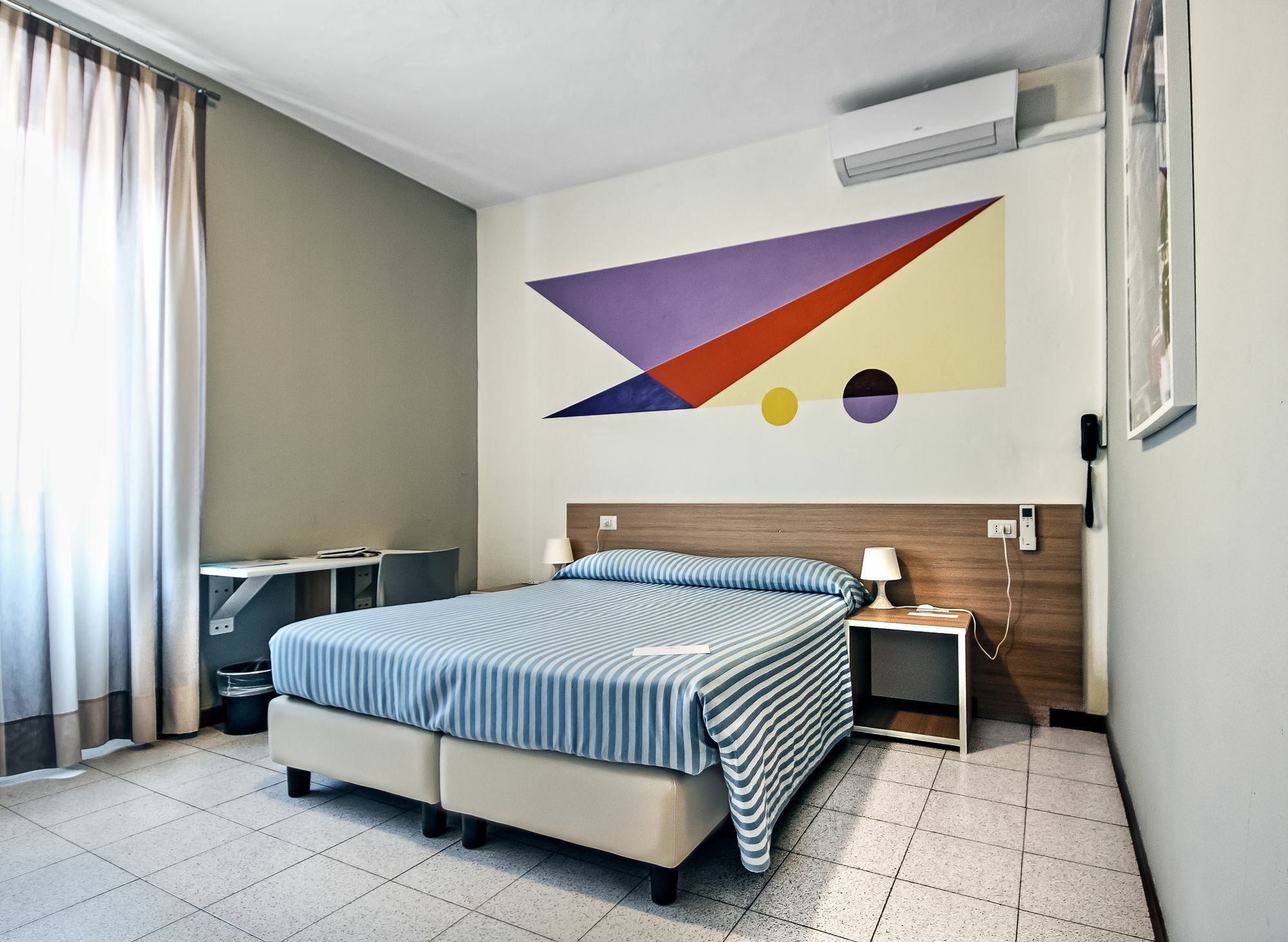 Anton&Art Hotell Lake Como Exteriör bild