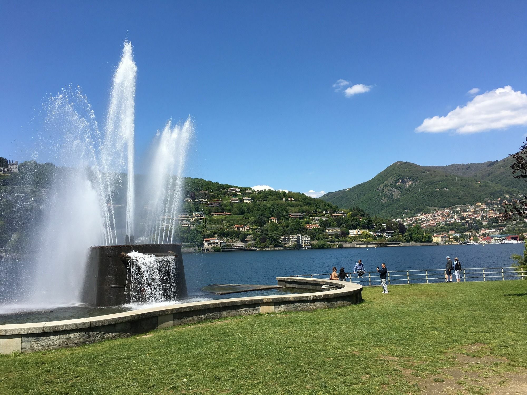 Anton&Art Hotell Lake Como Exteriör bild