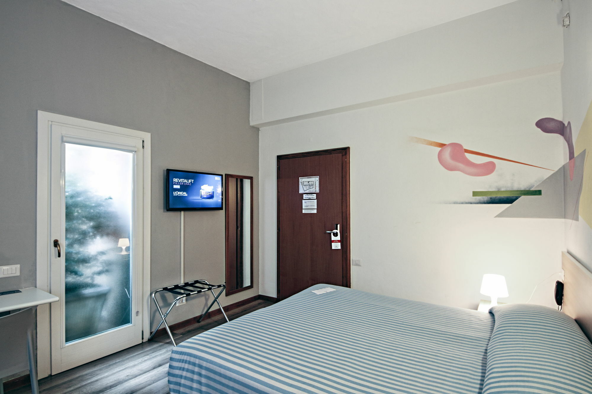 Anton&Art Hotell Lake Como Exteriör bild